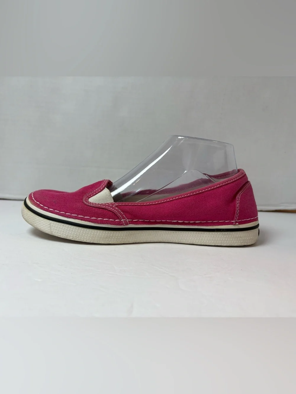 Crocs Women’s Hot Pink Hover Slip-on Canvas Sneakers Size 9